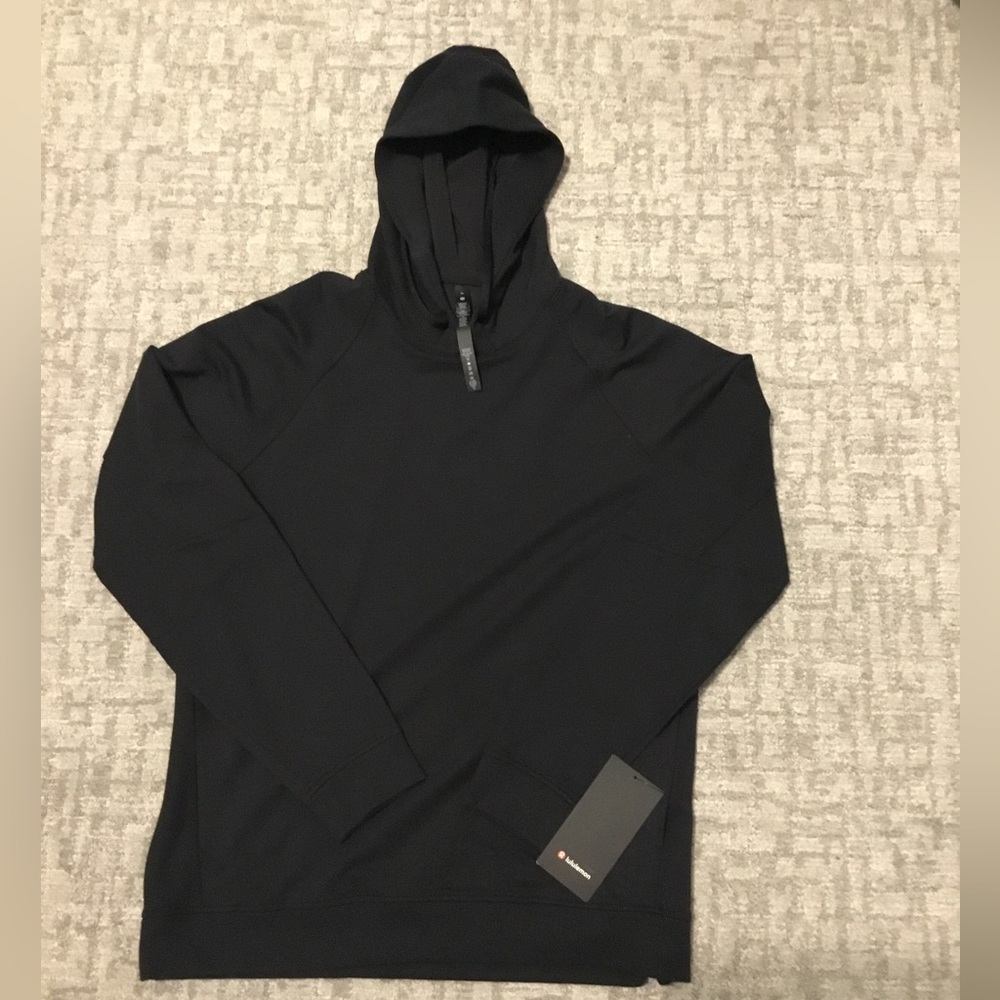 lululemon athletica Men's Black Pullover Hoodie Sweat.